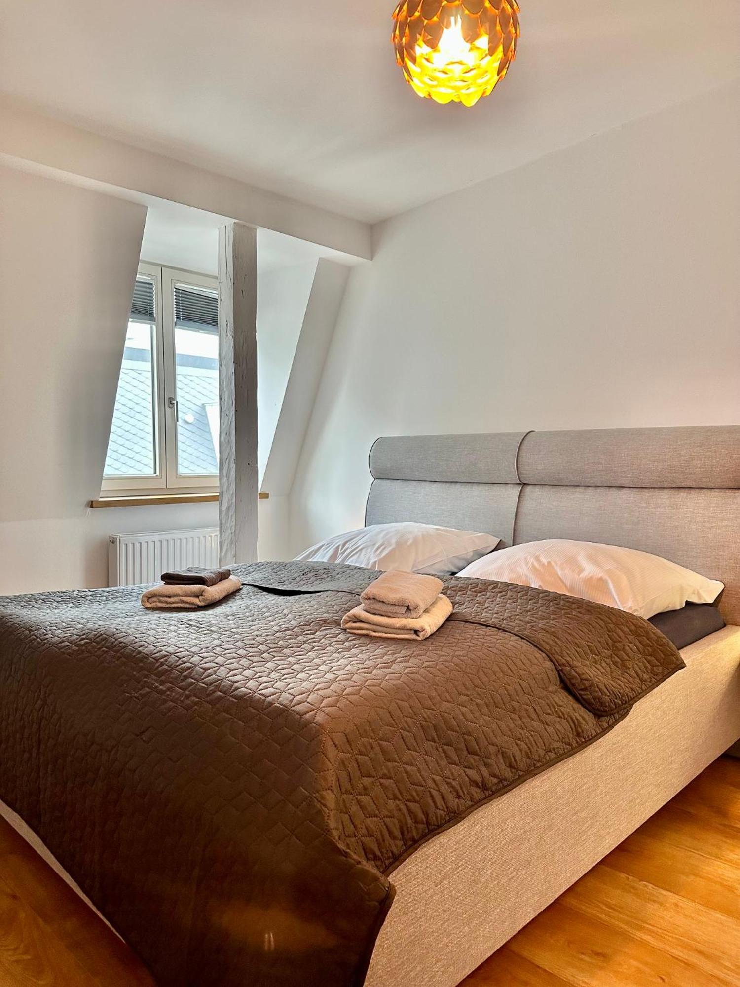 Modernes City-Apartment Mit Blick In Den Park Und 2 Baeder H9 Oldenburg Zewnętrze zdjęcie