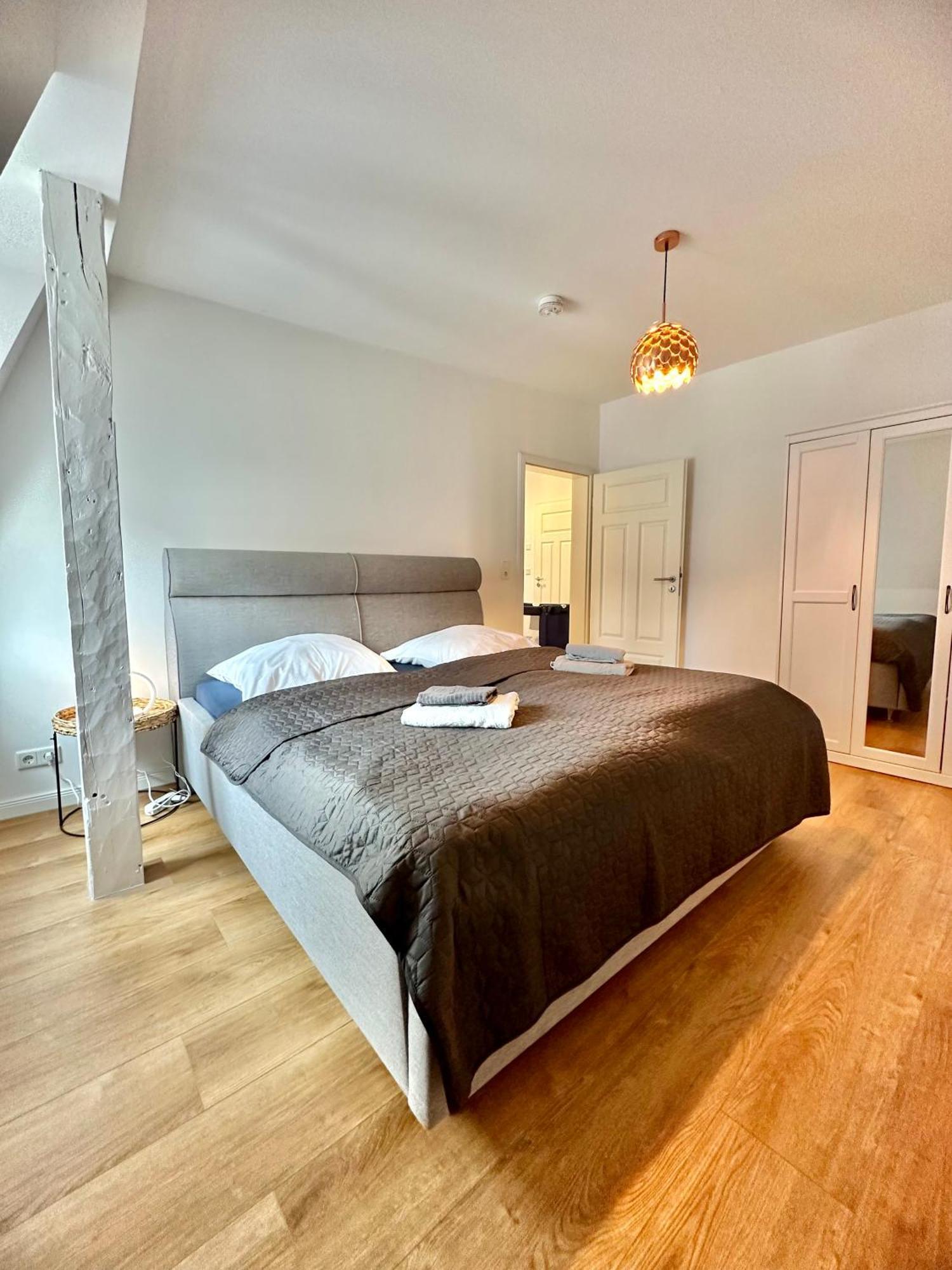 Modernes City-Apartment Mit Blick In Den Park Und 2 Baeder H9 Oldenburg Zewnętrze zdjęcie
