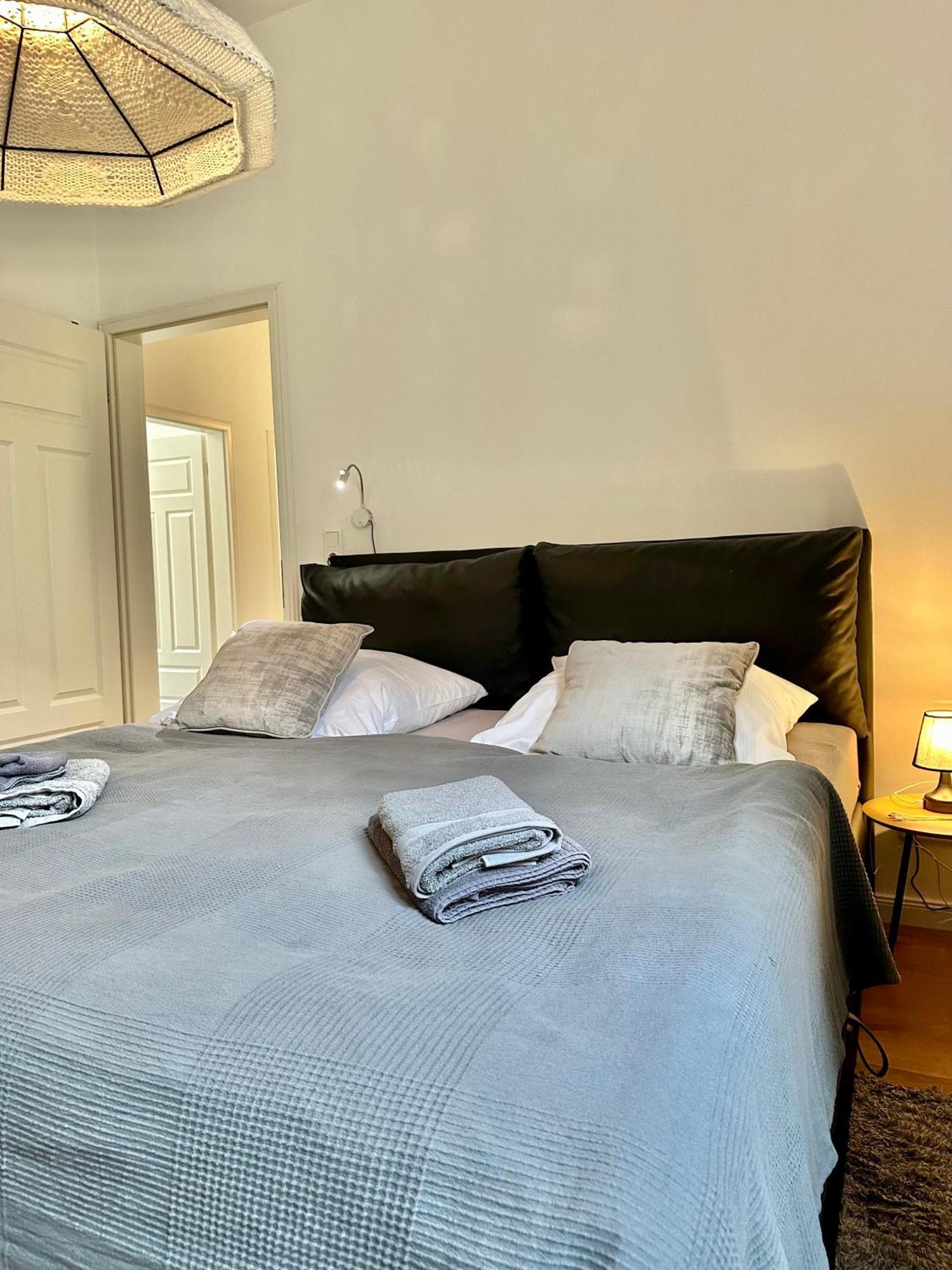 Modernes City-Apartment Mit Blick In Den Park Und 2 Baeder H9 Oldenburg Zewnętrze zdjęcie