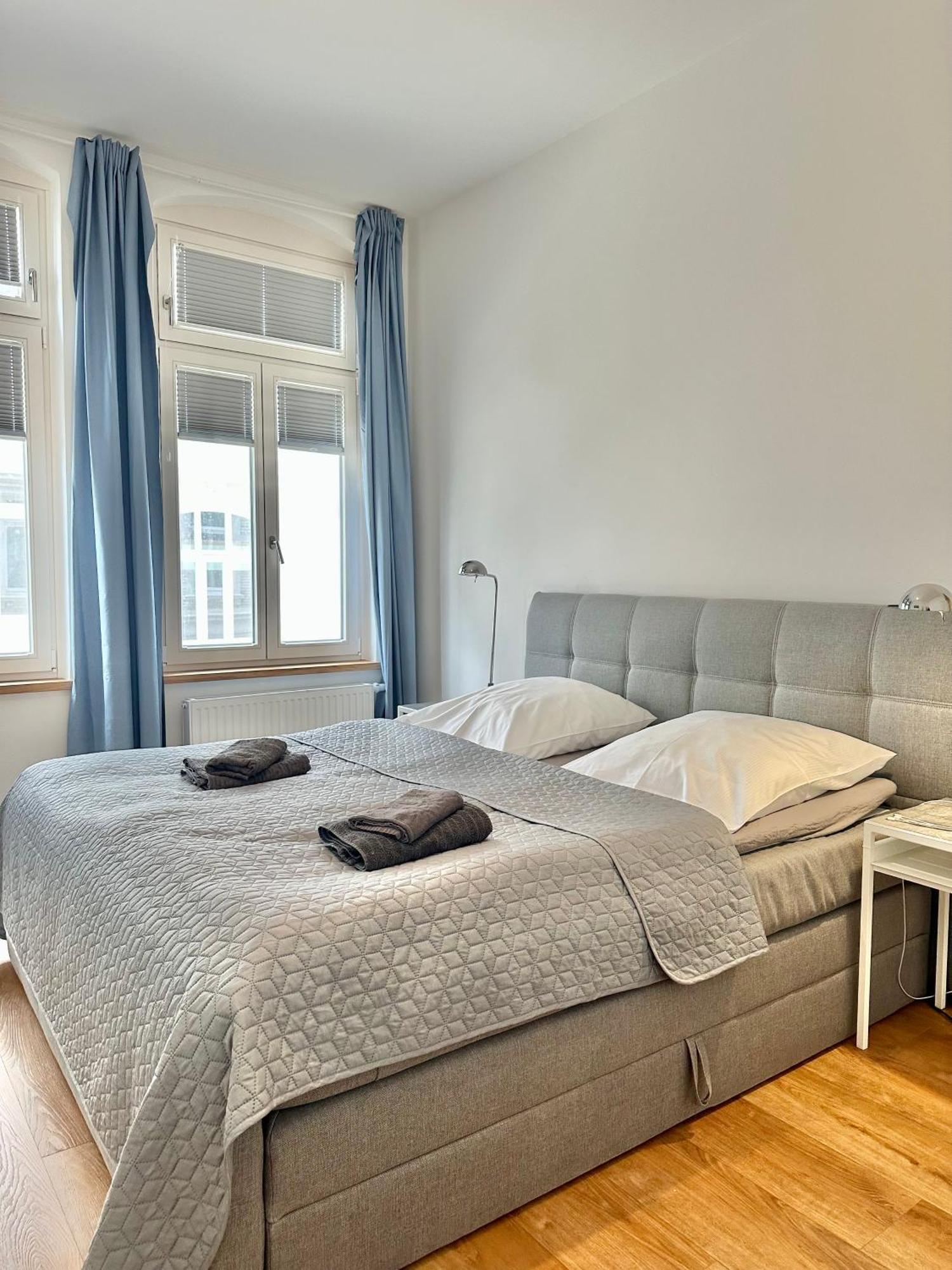 Modernes City-Apartment Mit Blick In Den Park Und 2 Baeder H9 Oldenburg Zewnętrze zdjęcie