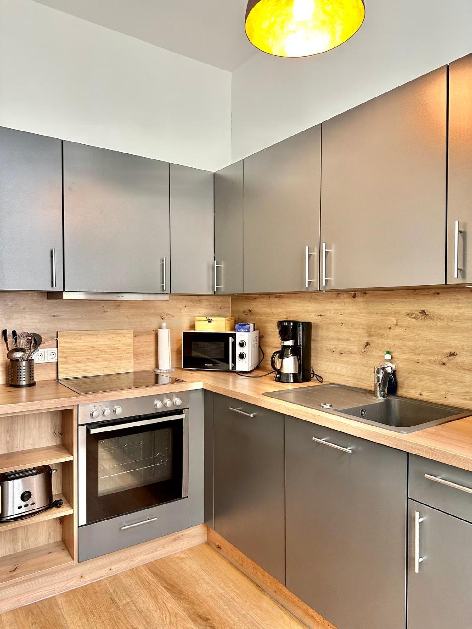 Modernes City-Apartment Mit Blick In Den Park Und 2 Baeder H9 Oldenburg Zewnętrze zdjęcie