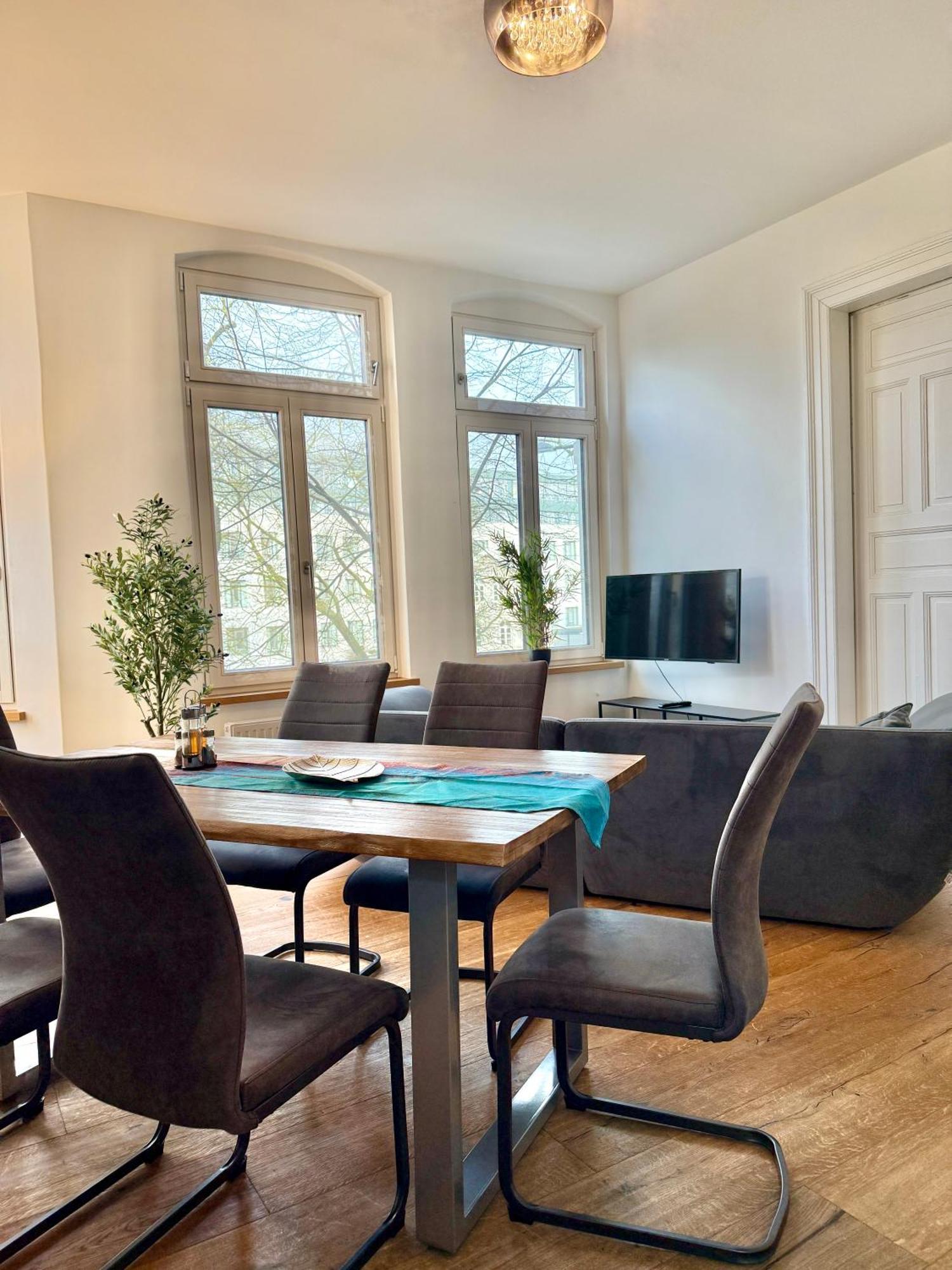 Modernes City-Apartment Mit Blick In Den Park Und 2 Baeder H9 Oldenburg Zewnętrze zdjęcie