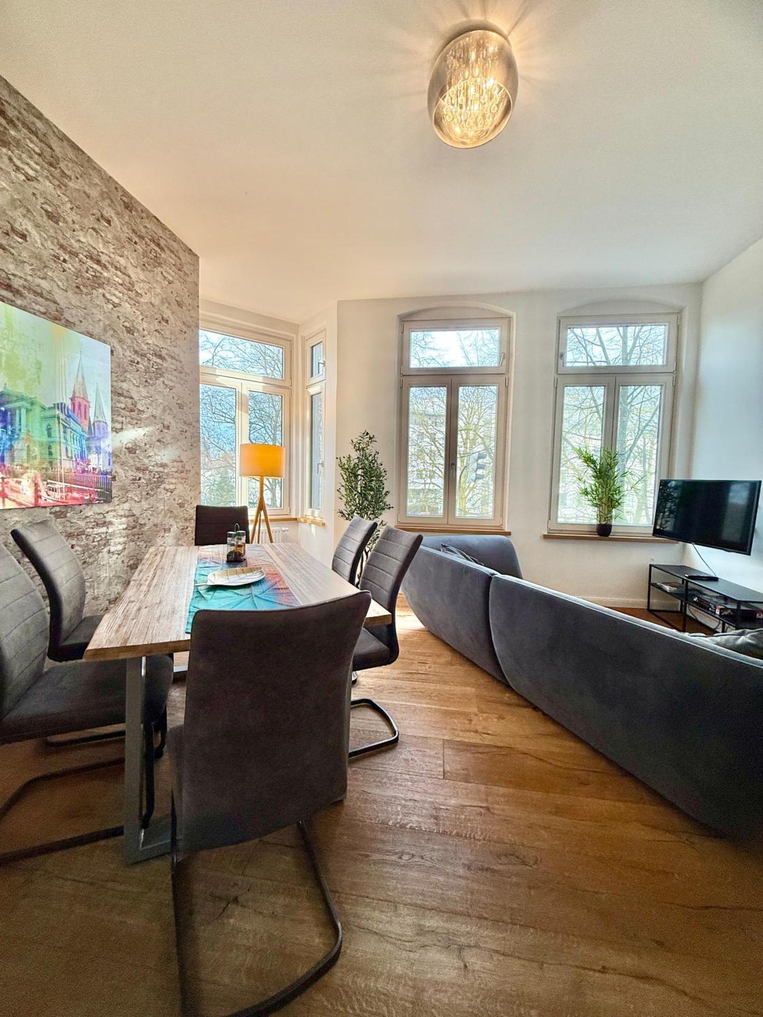 Modernes City-Apartment Mit Blick In Den Park Und 2 Baeder H9 Oldenburg Zewnętrze zdjęcie